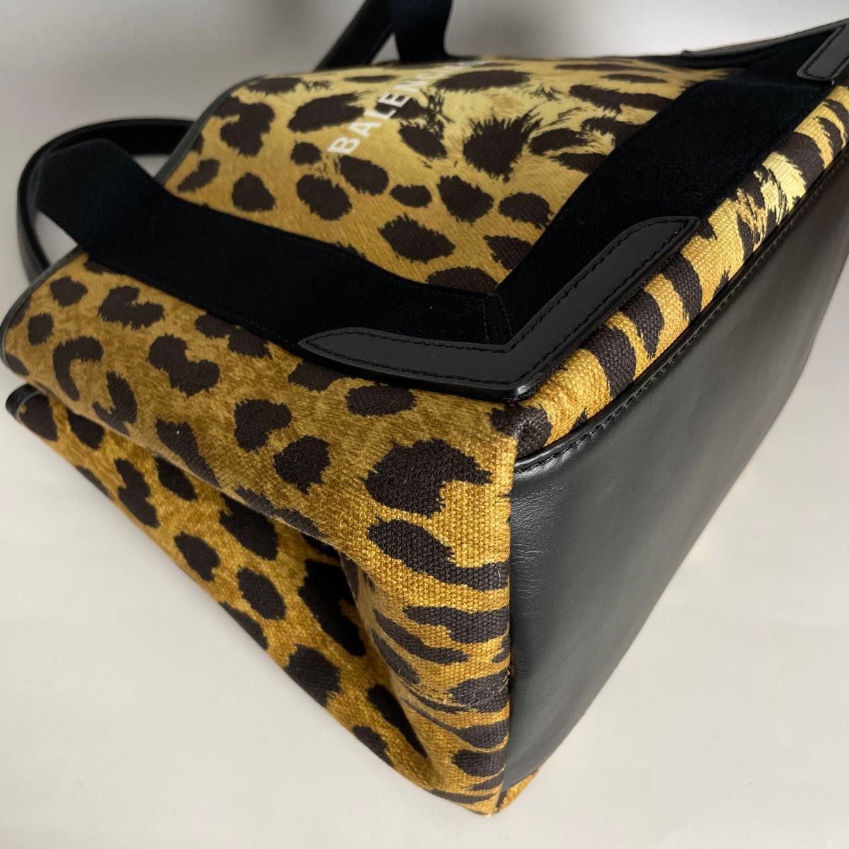Balenciaga 美品 レオパード ネイビーカバス S ハンドバッグ 豹 Balenciaga 美品 レオパード ネイビーカバス S ハンドバッグ 豹