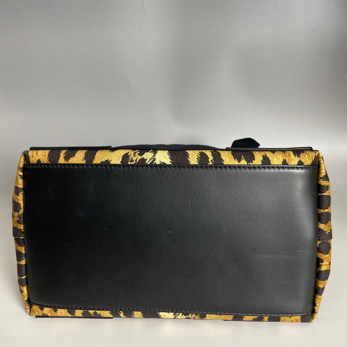Balenciaga 美品 レオパード ネイビーカバス S ハンドバッグ 豹 Balenciaga 美品 レオパード ネイビーカバス S ハンドバッグ 豹