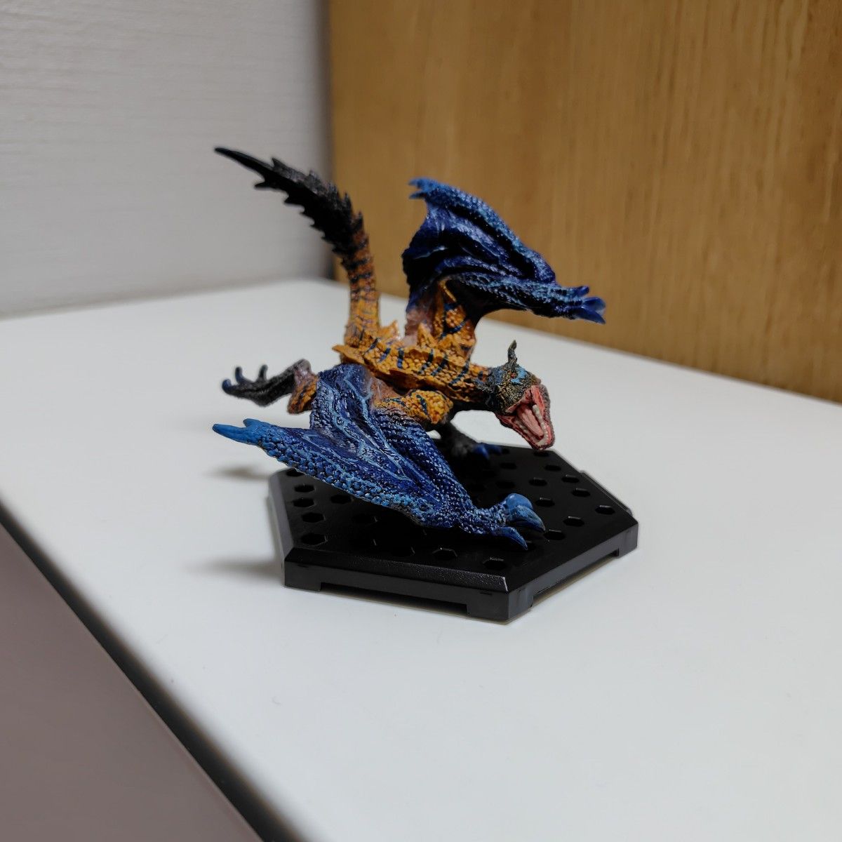 モンスターハンター スタンダードモデル フィギュア 荒鉤爪 モンスターハンター スタンダードモデル フィギュア 荒鉤爪