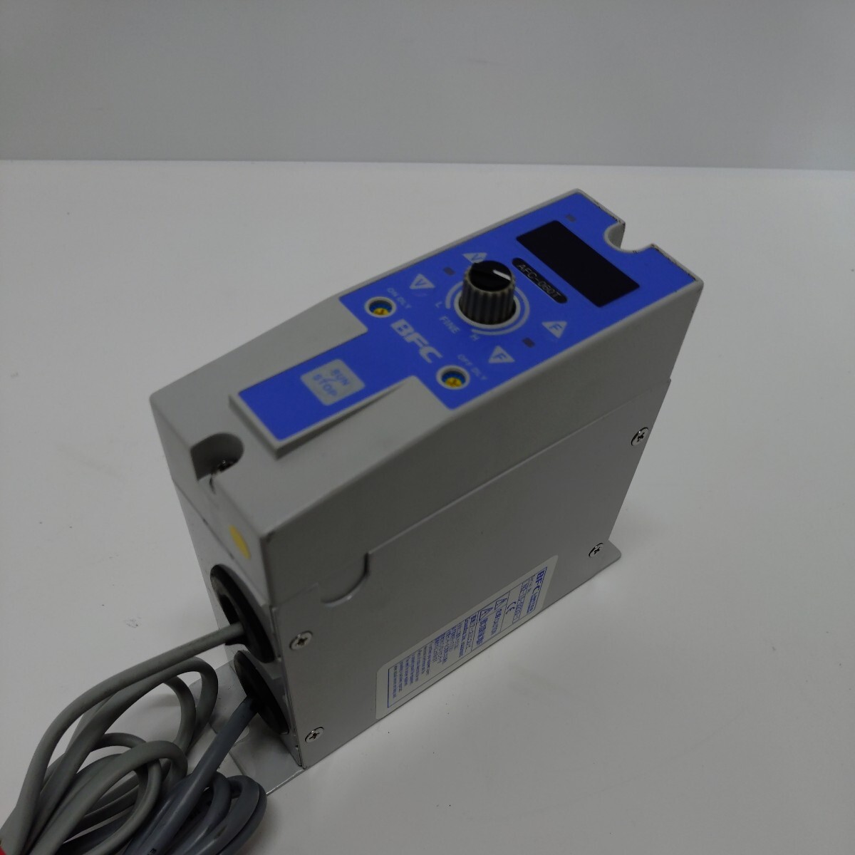 BFC LINEAR FEEDER 圧電リニアフィーダー 継ぎばね防振式 AFJ BFC LINEAR FEEDER 圧電リニアフィーダー 継ぎばね防振式 AFJ