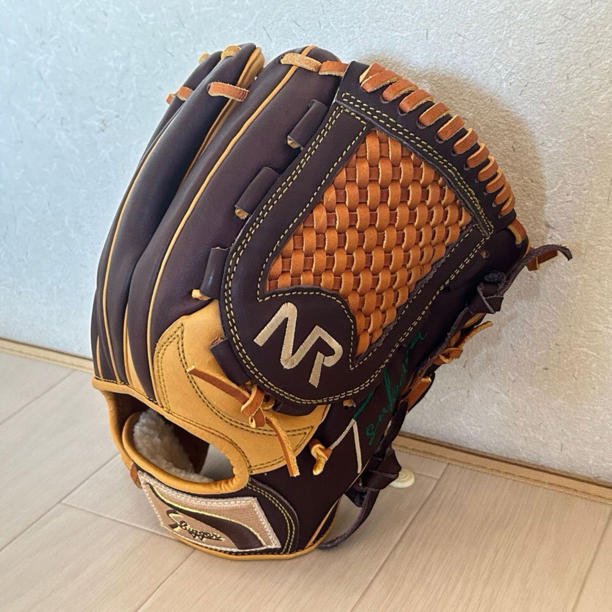 軟式 久保田スラッガー オーダーグラブ DS1 内野手用 コユニ 軟式 久保田スラッガー オーダーグラブ DS1 内野手用 コユニ