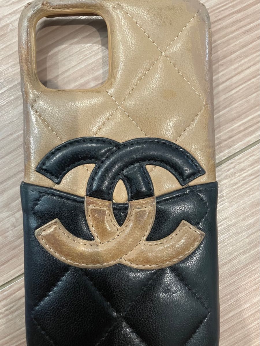 CHANEL シャネル iPhone11 ケース 本物 ココマーク 訳あり品 CHANEL シャネル iPhone11 ケース 本物 ココマーク 訳あり品