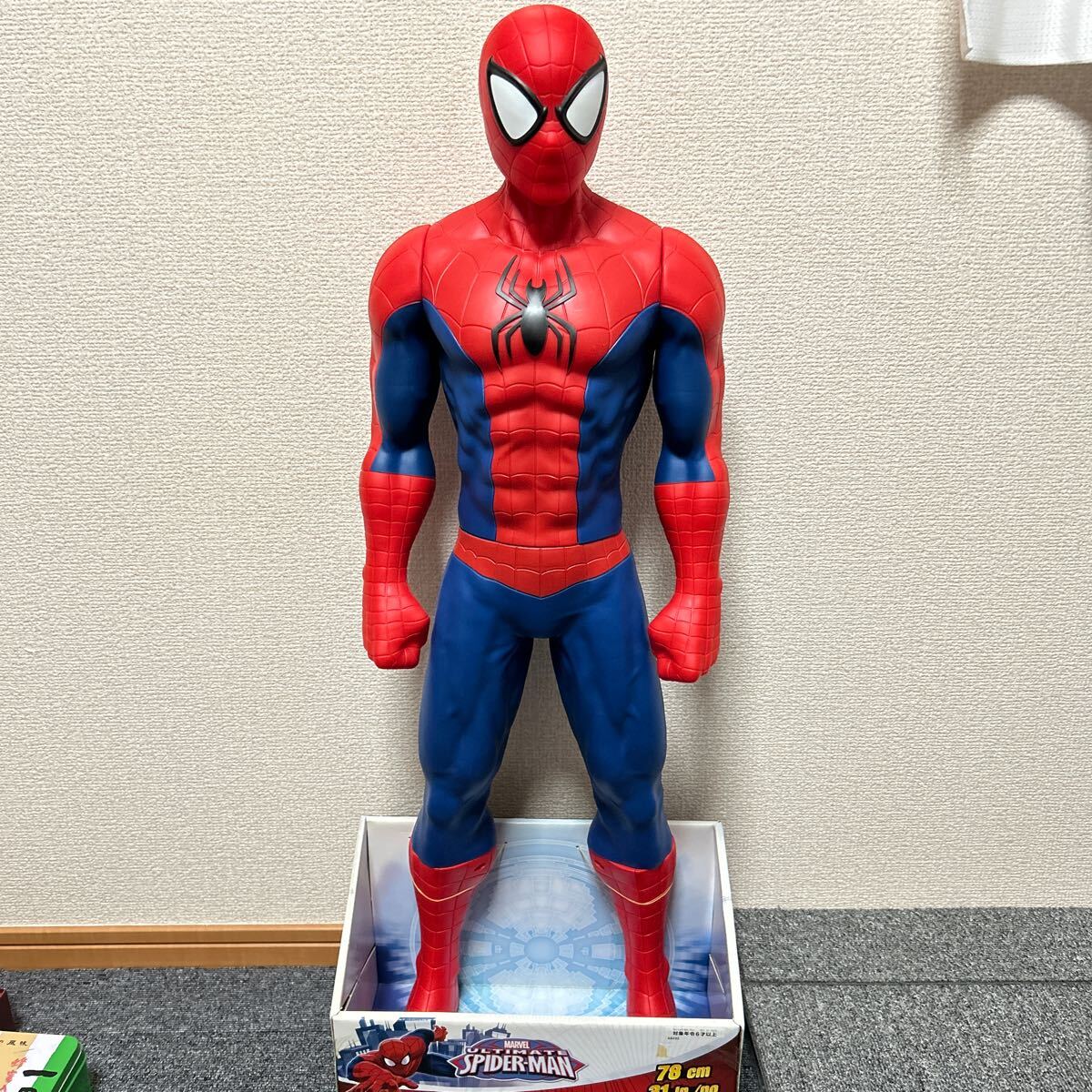 Yahoo!オークション - ソフビ フィギュア スパイダーマン 78cm Yahoo!オークション - ソフビ フィギュア スパイダーマン 78cm