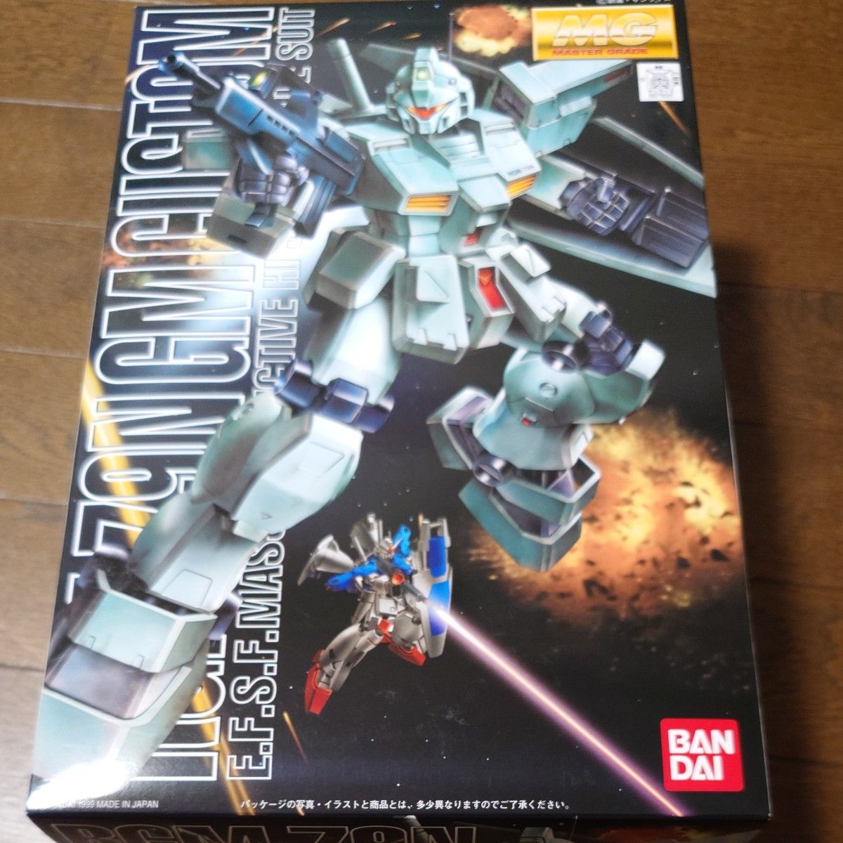 RGM-79N ジムカスタム (1/100スケール MG ガンダム0083 機動 RGM-79N ジムカスタム (1/100スケール MG ガンダム0083 機動