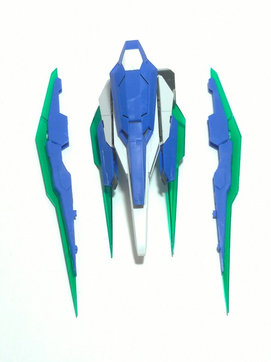 送料無料 MG 1/100 ダブルオー クアンタ ビット 武器 機動戦士 送料無料 MG 1/100 ダブルオー クアンタ ビット 武器 機動戦士