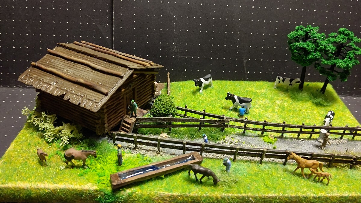 1/150 Nゲージサイズ ケース付きジオラマ『牧場の風景』昭和の 1/150 Nゲージサイズ ケース付きジオラマ『牧場の風景』昭和の