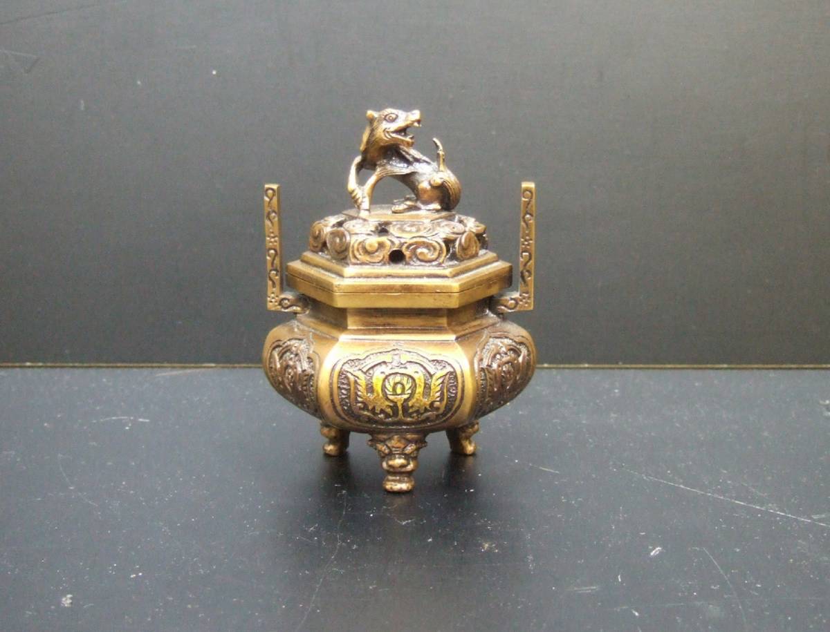 欲しいの ◇【仏教美術・高岡銅器】光雲製菖蒲型五具足・獣摘蓋 欲しいの ◇【仏教美術・高岡銅器】光雲製菖蒲型五具足・獣摘蓋
