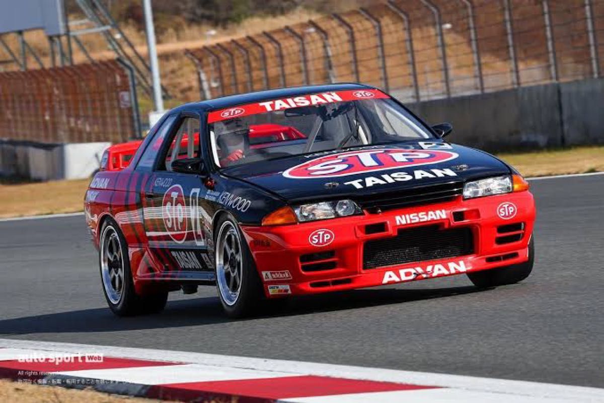 1/18 AUTOart 日産 スカイライン GT-R R32 タイサン STP|Yahoo 1/18 AUTOart 日産 スカイライン GT-R R32 タイサン STP|Yahoo