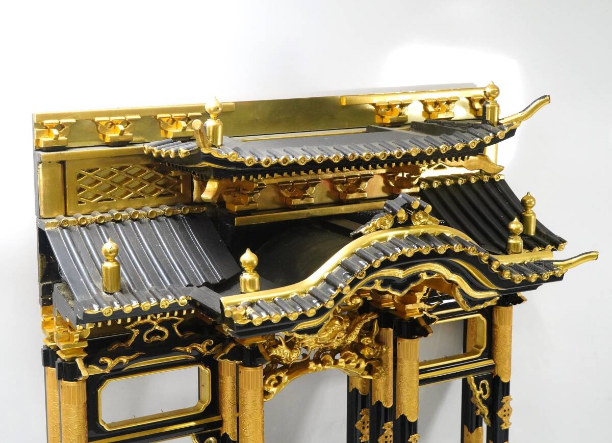 NA7474 収集品 宮殿 木製 純金箔 金金具 高さ63cm 幅50.5cm 奥28 NA7474 収集品 宮殿 木製 純金箔 金金具 高さ63cm 幅50.5cm 奥28