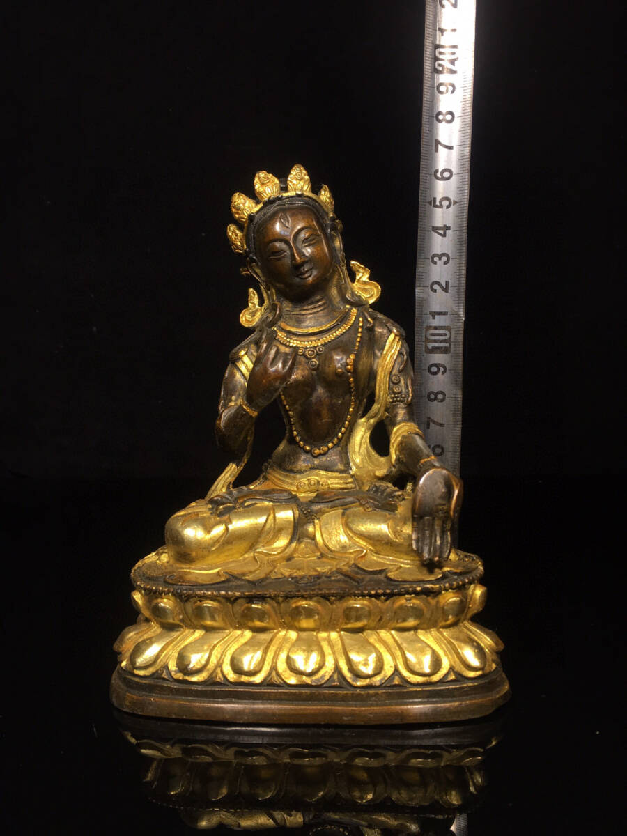 超珍館蔵】銅製 塗金 度母像 置物 古賞物 古美術品 稀少珍蔵品 超珍館蔵】銅製 塗金 度母像 置物 古賞物 古美術品 稀少珍蔵品