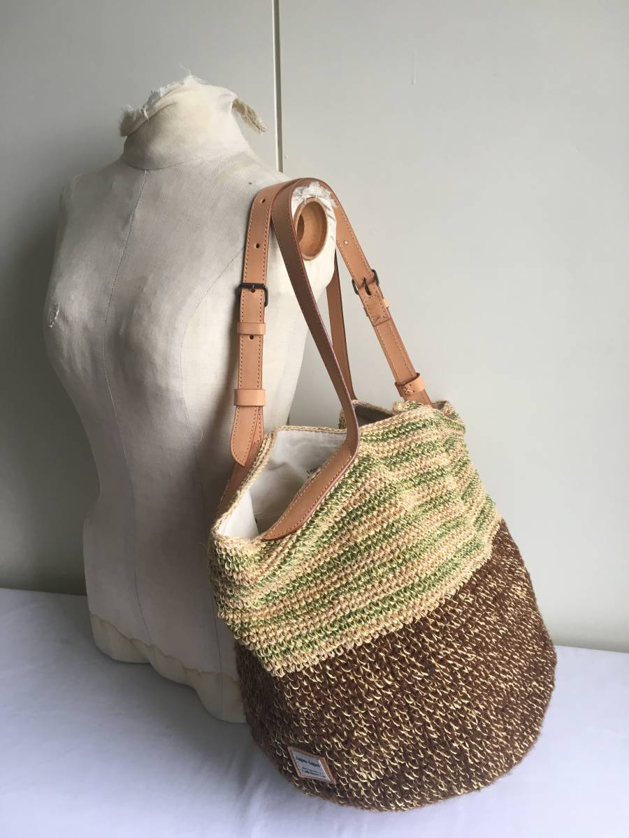 Yahoo!オークション - 美品 lapu- lapu + takaneco ラプラプ + Yahoo!オークション - 美品 lapu- lapu + takaneco ラプラプ +