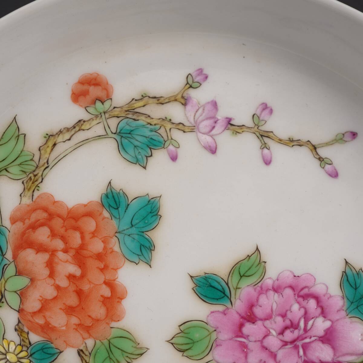 磁器 中國 清代 雍正御制 粉彩 花繪開片盤 唐磁 古陶磁器 時代物 磁器 中國 清代 雍正御制 粉彩 花繪開片盤 唐磁 古陶磁器 時代物