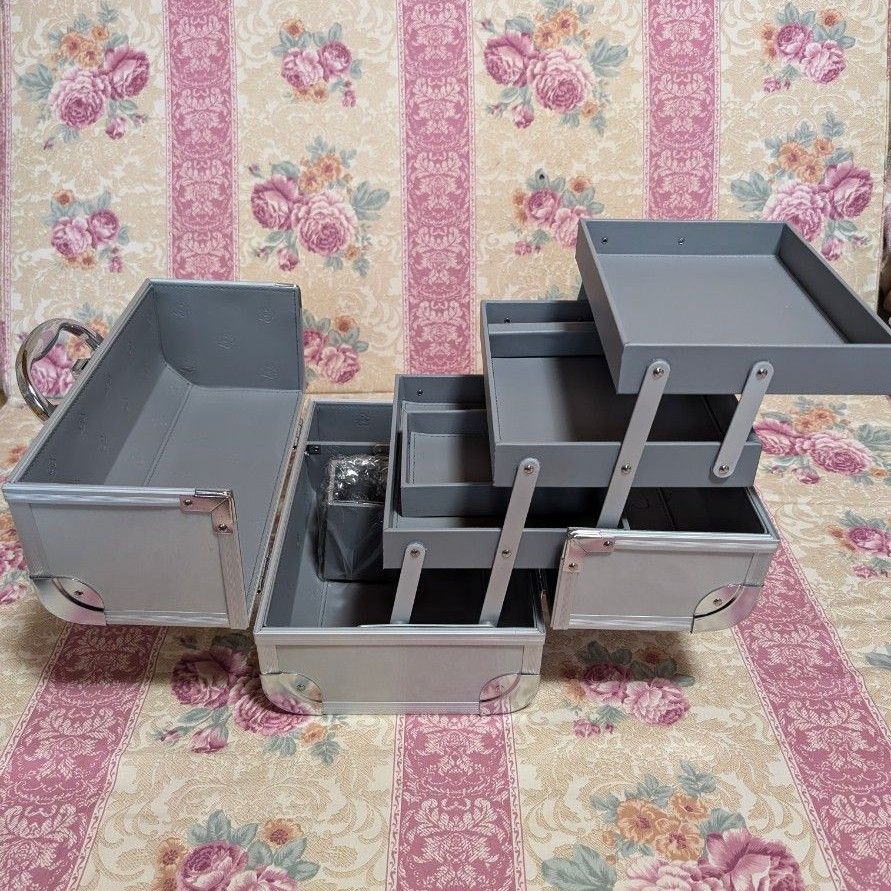 マリークヮント メイクボックス アルミケース 化粧品箱 収納｜Yahoo