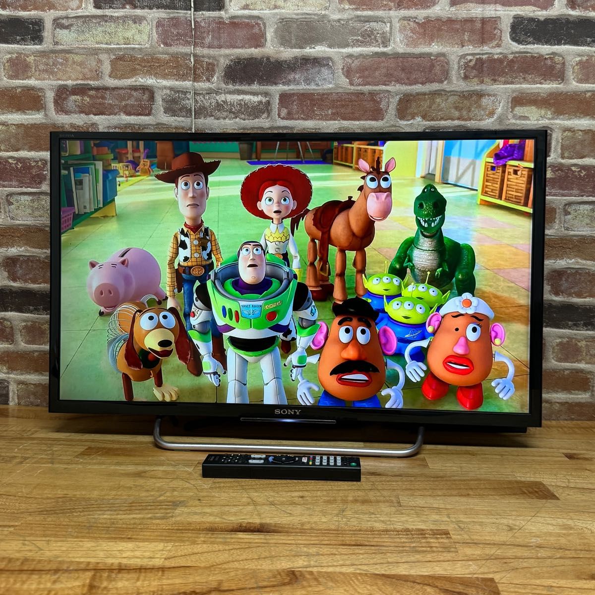 SONY 32インチ 液晶テレビ BRAVIA KJ-32W730C フルハイビジョン SONY 32インチ 液晶テレビ BRAVIA KJ-32W730C フルハイビジョン