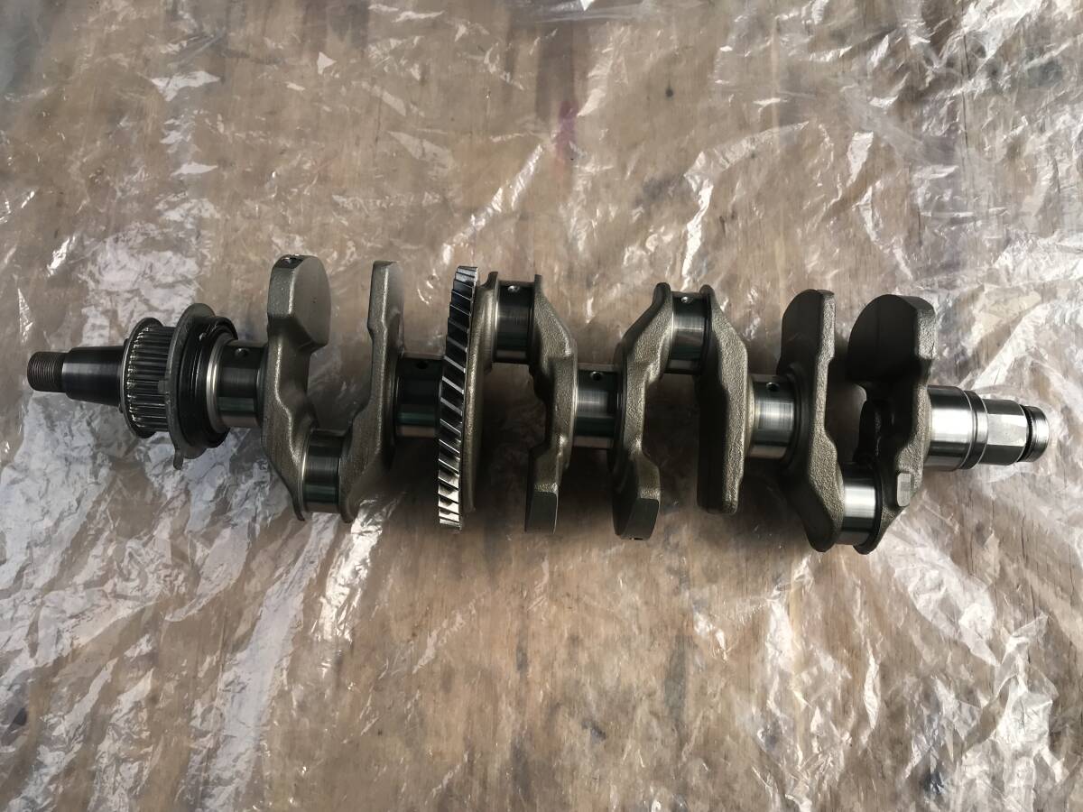 12240円 クランクシャフト63P114100300 ヤマハ YAMAHA F150A 12240円 クランクシャフト63P114100300 ヤマハ YAMAHA F150A