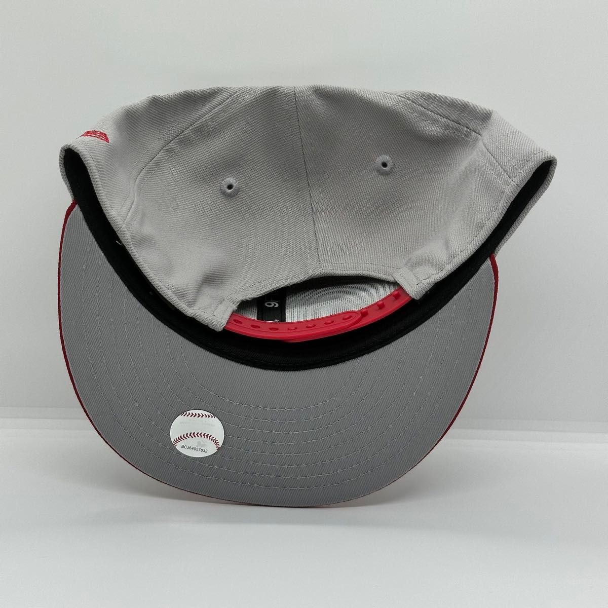 海外限定モデル】 NEWERA 9FIFTY ドジャース キャップ グレー 海外限定モデル】 NEWERA 9FIFTY ドジャース キャップ グレー