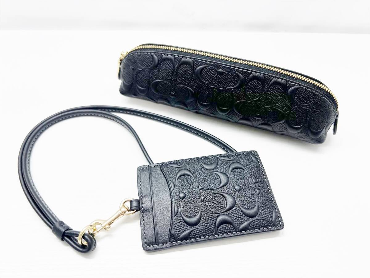 未使用保管　COACH　コーチ　シグネチャーエンボス　 ペンケース＆ランヤードＩＤケース　黒　H22281　CF467
