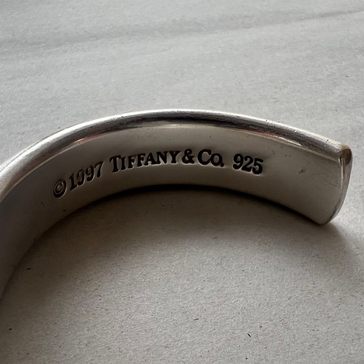 美品Tiffany & Co バングル ナロー 1837 シルバー925 美品Tiffany & Co バングル ナロー 1837 シルバー925