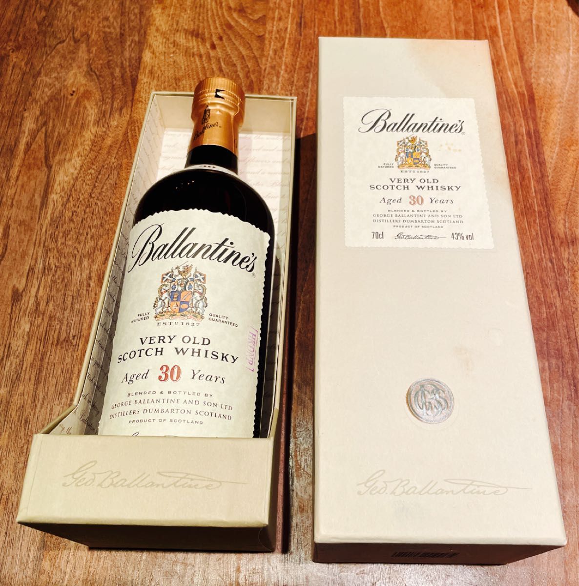 未開栓】Ballantine's バランタイン 30年 VERY OLD ウイスキー 未開栓】Ballantine's バランタイン 30年 VERY OLD ウイスキー