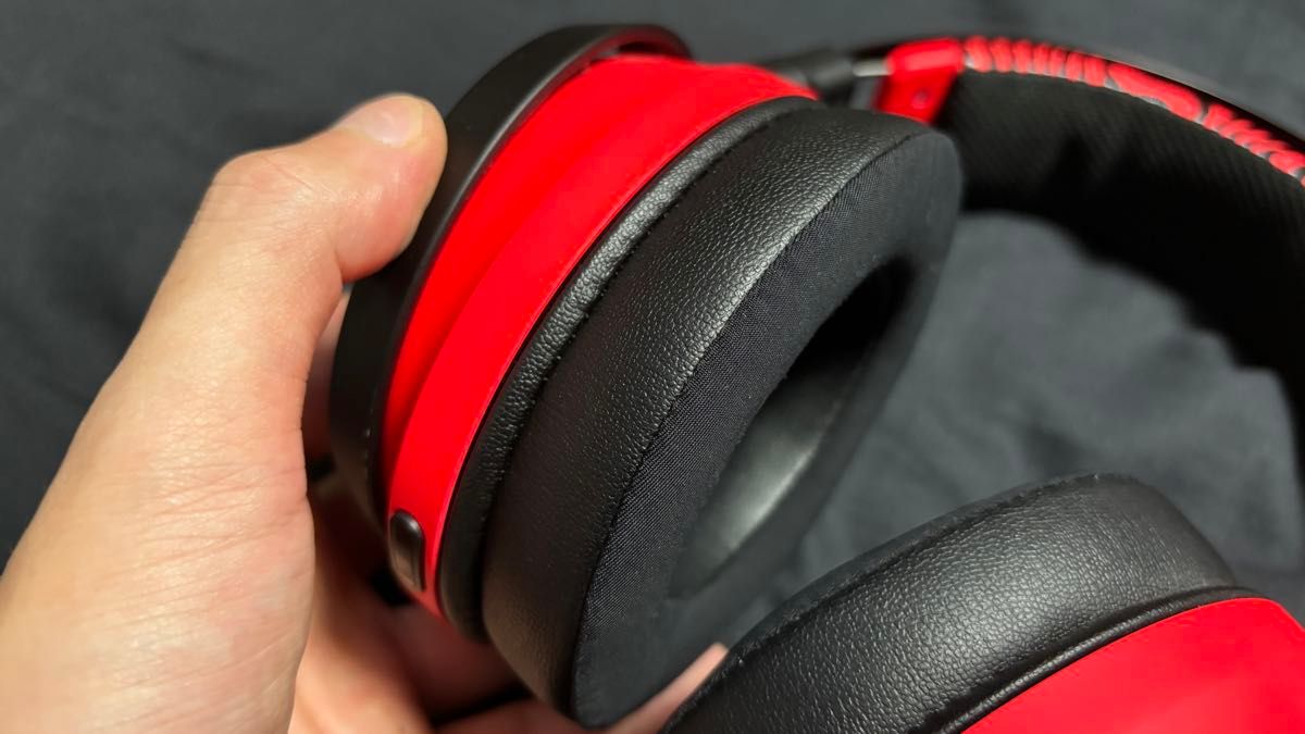 Razer Nari Ultimate PewDiePie Edition ゲーミングヘッド Razer Nari Ultimate PewDiePie Edition ゲーミングヘッド