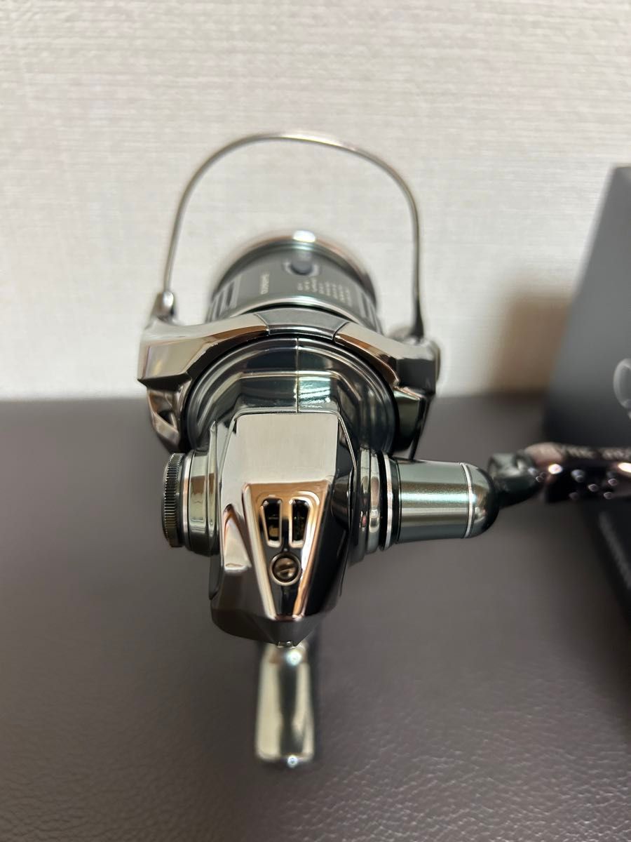 シマノ 22 ステラ C2000S リブレノブ(フィーノ エアー) SHIMANO シマノ 22 ステラ C2000S リブレノブ(フィーノ エアー) SHIMANO