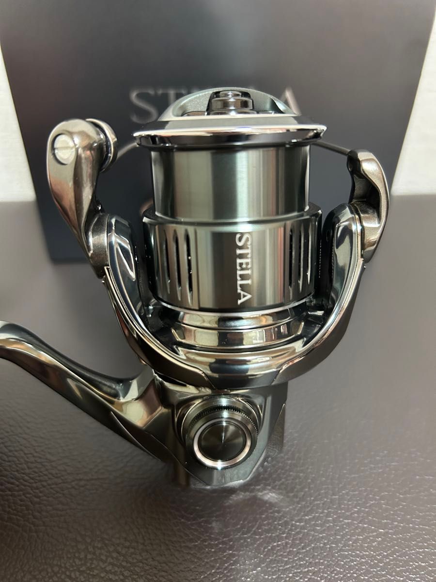シマノ 22 ステラ C2000S リブレノブ(フィーノ エアー) SHIMANO シマノ 22 ステラ C2000S リブレノブ(フィーノ エアー) SHIMANO