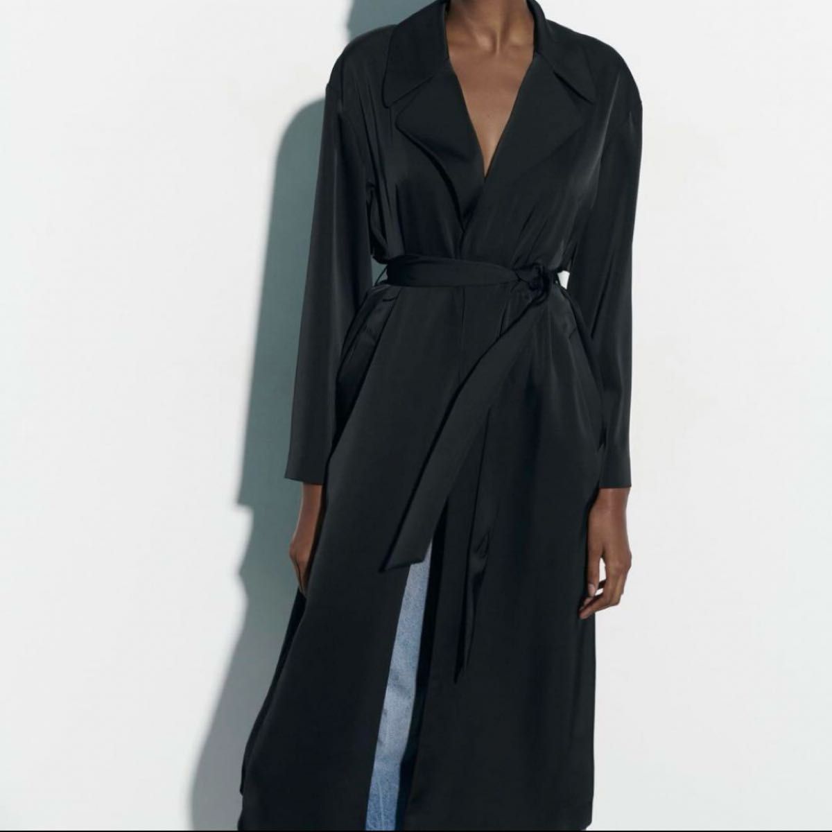 ザラ ZARA サテン ロング トレンチコート 黒 ブラック 長袖 ザラ ZARA サテン ロング トレンチコート 黒 ブラック 長袖