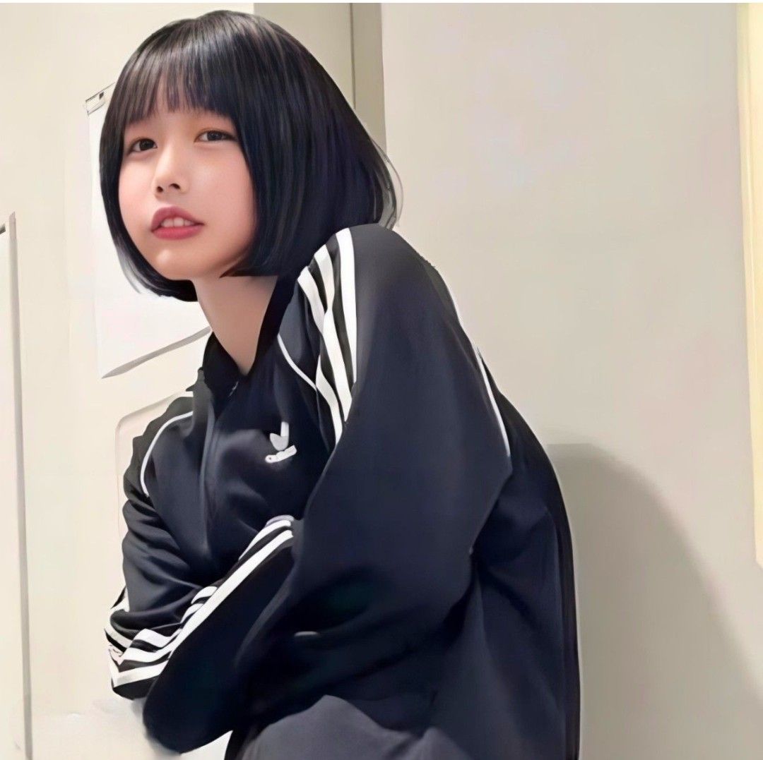 アディダス 女性S スーパースター トラックジャケット 黒 SST アディダス 女性S スーパースター トラックジャケット 黒 SST