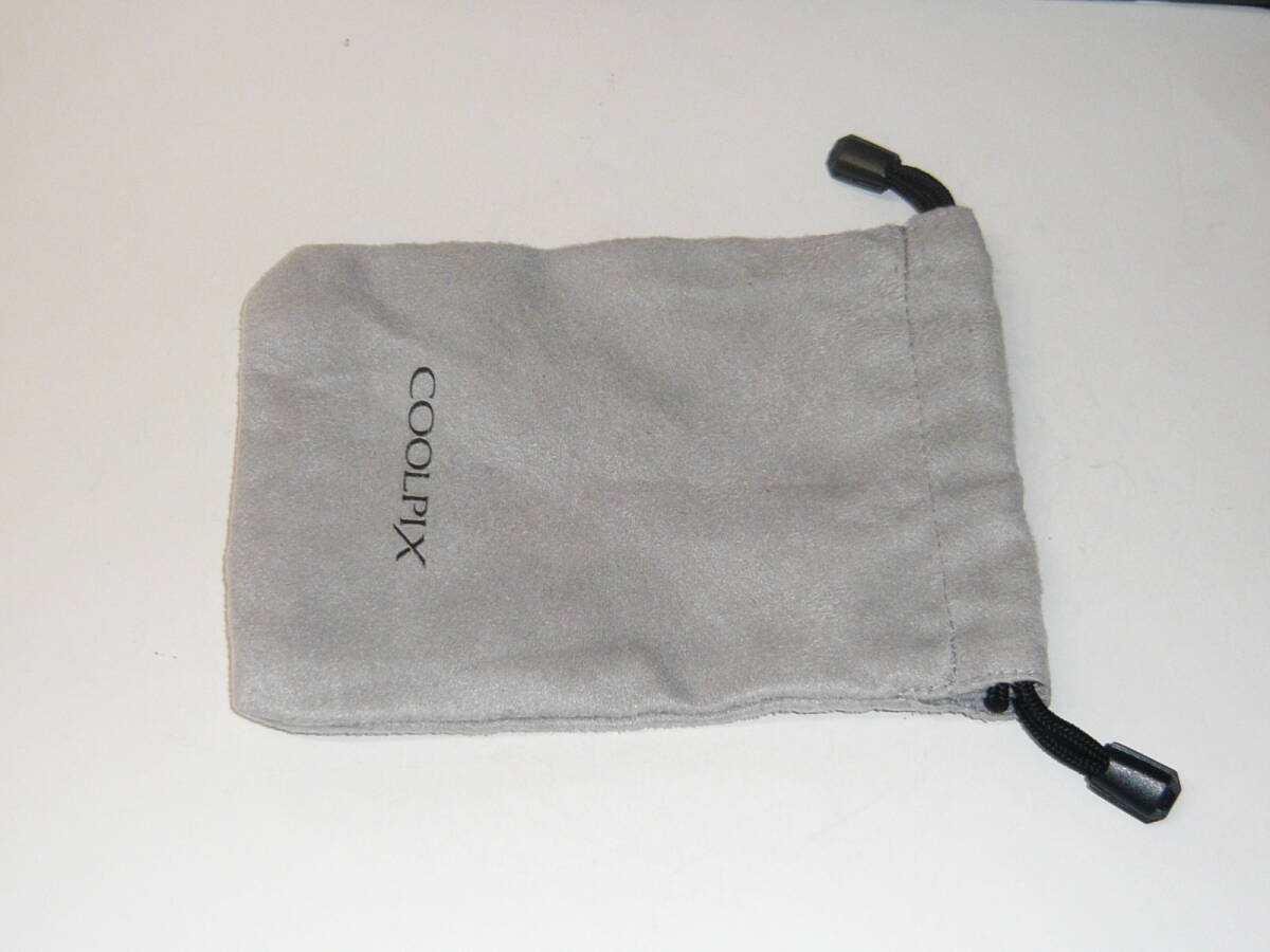 Nikon COOLPIX pouch 