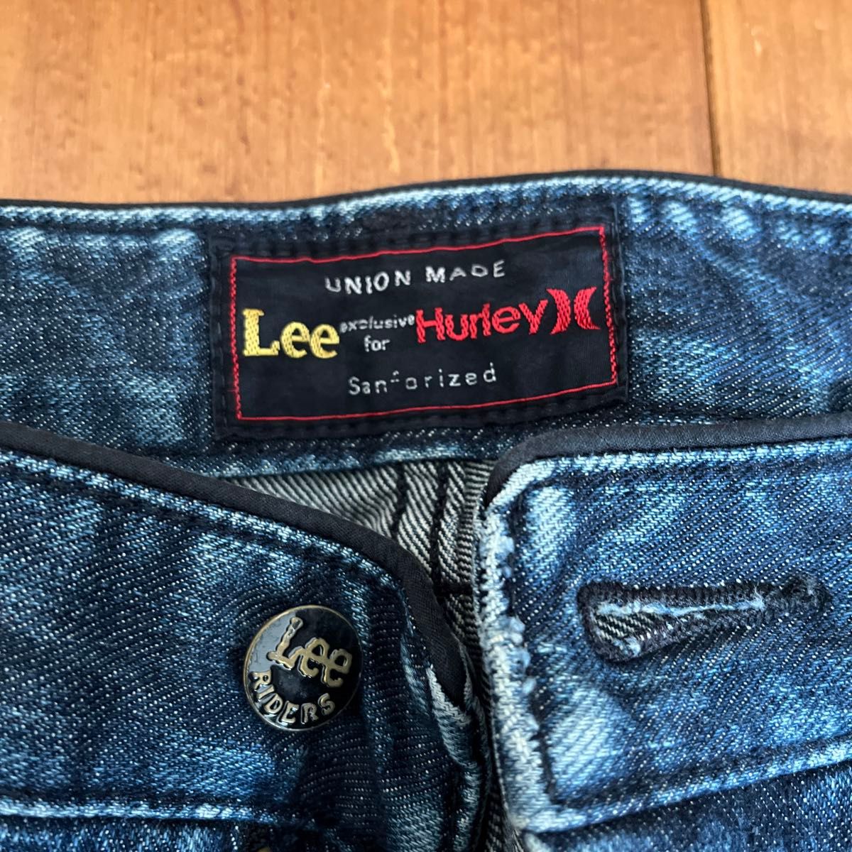 HURLEY × LEE コラボデニム リー デニム ハーレー レア HURLEY × LEE コラボデニム リー デニム ハーレー レア