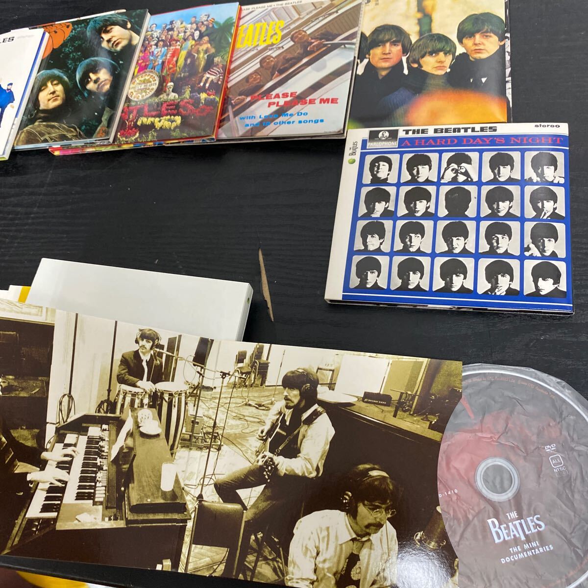 The Beatles / ザ・ビートルズ BOX (16CD+DVD) The Beatles / ザ・ビートルズ BOX (16CD+DVD)