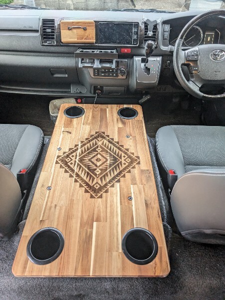 ハイエースワイド センターコンソールテーブル 車中泊 オルテガ ハイエースワイド センターコンソールテーブル 車中泊 オルテガ