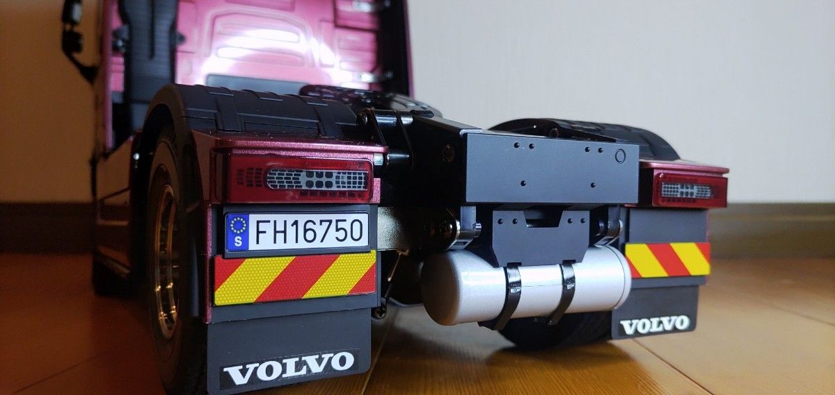 タミヤ 1/14RC ボルボ FH16 グローブトロッターXL 750 4×2完成品 タミヤ 1/14RC ボルボ FH16 グローブトロッターXL 750 4×2完成品