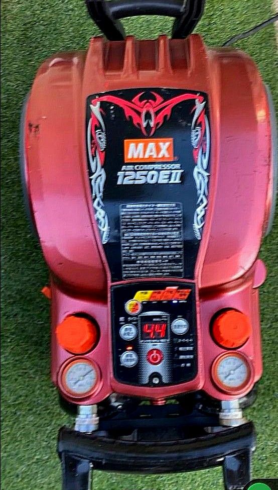 マックス (MAX) スーパーエア・コンプレッサ AK-HL・HH1250E2 マックス (MAX) スーパーエア・コンプレッサ AK-HL・HH1250E2