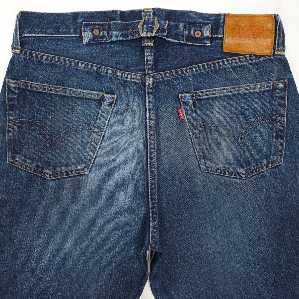 Bibian 比比昂- アメリカUSAバレンシア製Levi'sリーバイス Bibian 比比昂- アメリカUSAバレンシア製Levi'sリーバイス