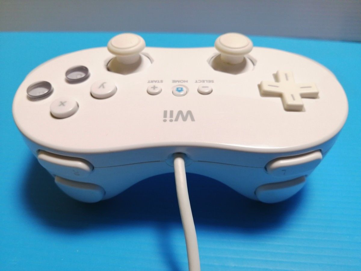 任天堂純正 Wii クラシックコントローラーPRO シロ + クロ 分解 任天堂純正 Wii クラシックコントローラーPRO シロ + クロ 分解