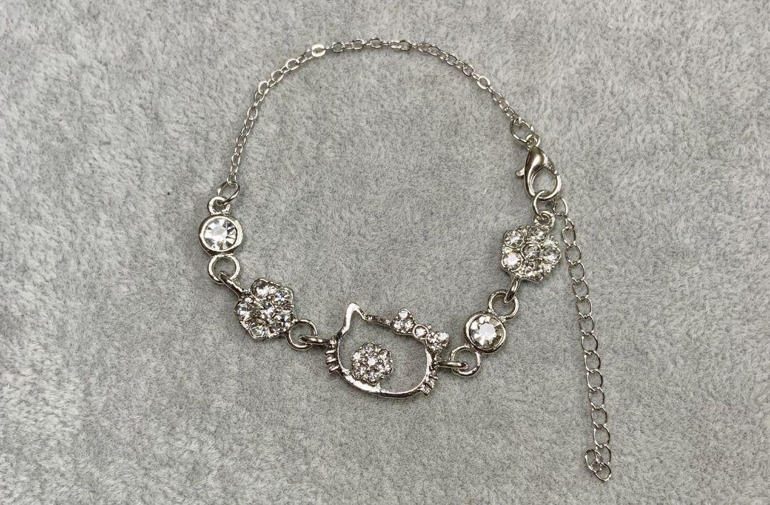 a81 新品未使用 シルバー キティちゃん ブレスレット cz a81 新品未使用 シルバー キティちゃん ブレスレット cz