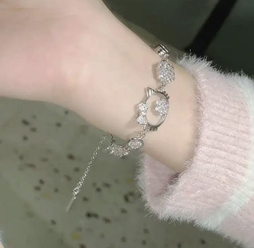 a81 新品未使用 シルバー キティちゃん ブレスレット cz a81 新品未使用 シルバー キティちゃん ブレスレット cz
