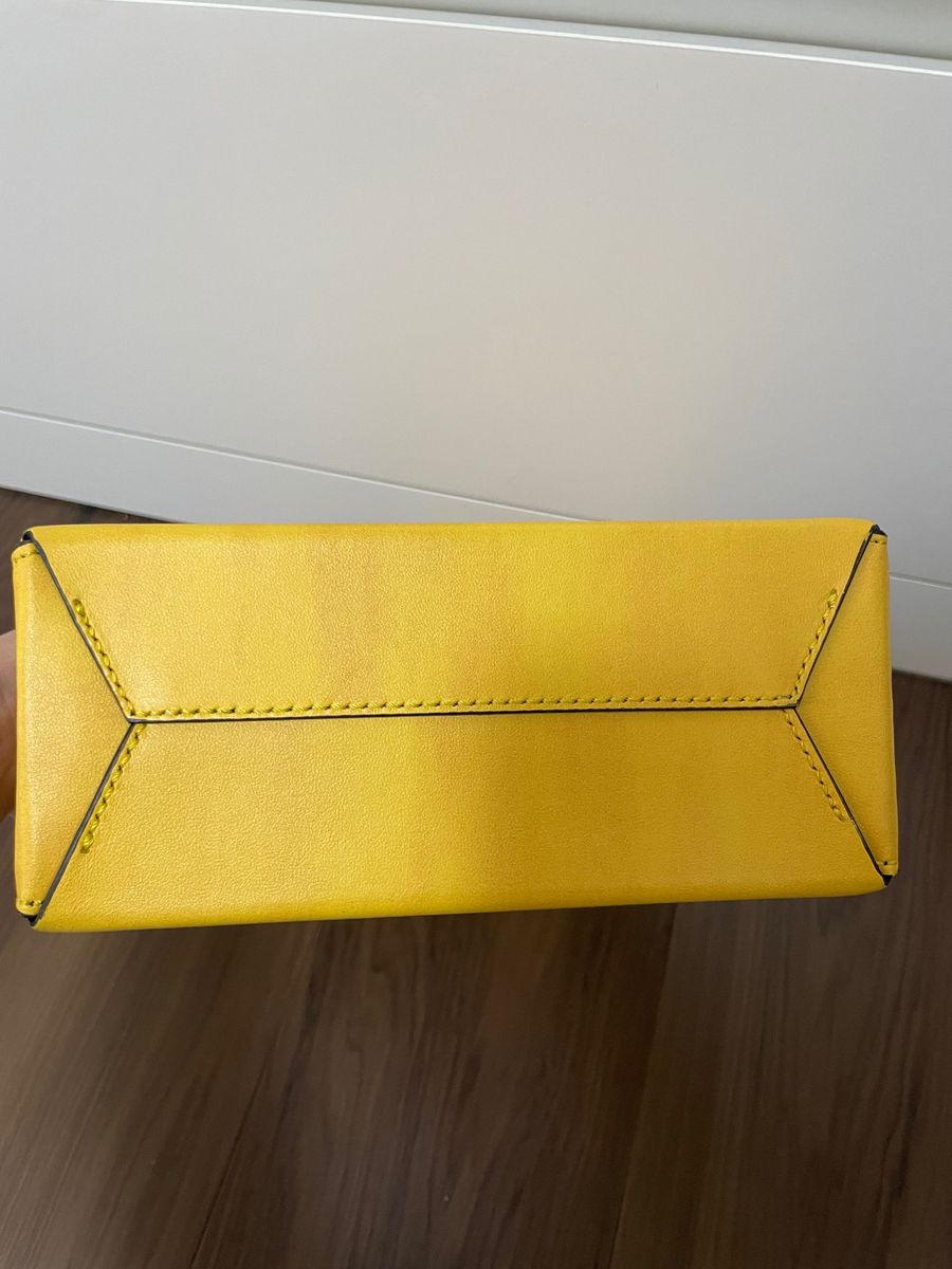 FENDI ショッピングバッグ YELLOW スモール|Yahoo!フリマ(旧 FENDI ショッピングバッグ YELLOW スモール|Yahoo!フリマ(旧