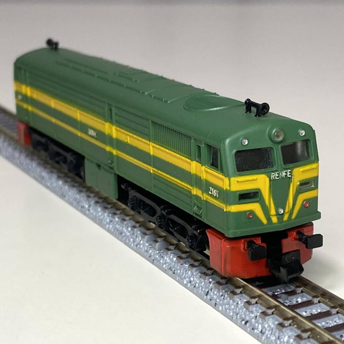 Yahoo!オークション - IBERTREN/イベルトレン RENFE 2N/951 Yahoo!オークション - IBERTREN/イベルトレン RENFE 2N/951