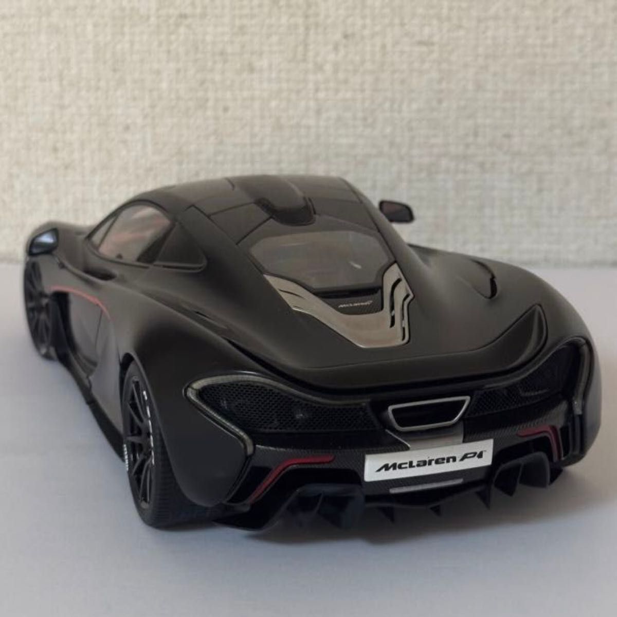 AUTOart マクラーレン P1 (マット・ブラック/レッド)|Yahoo AUTOart マクラーレン P1 (マット・ブラック/レッド)|Yahoo