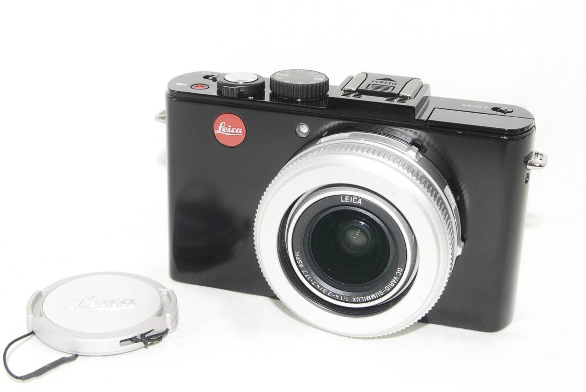 極美品 LEICA ライカ D-LUX6 グロッシーブラックシルバー 希少品 極美品 LEICA ライカ D-LUX6 グロッシーブラックシルバー 希少品