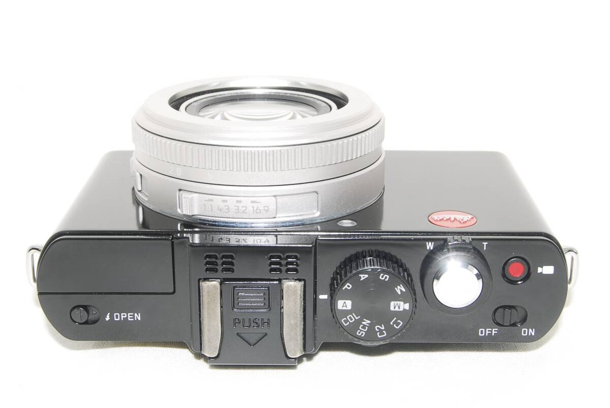 極美品 LEICA ライカ D-LUX6 グロッシーブラックシルバー 希少品 極美品 LEICA ライカ D-LUX6 グロッシーブラックシルバー 希少品