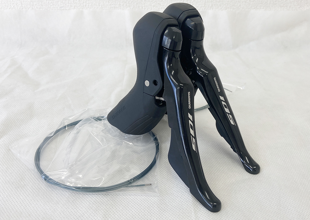 新品 特価 SHIMANO シマノ 105 油圧ディスク 11速 グループ 新品 特価 SHIMANO シマノ 105 油圧ディスク 11速 グループ