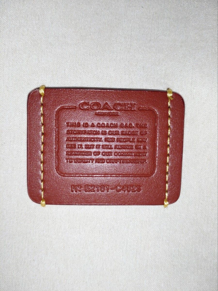 新品未使用 COACH ソフトタビー ショルダーバッグ ブラス 新品未使用 COACH ソフトタビー ショルダーバッグ ブラス