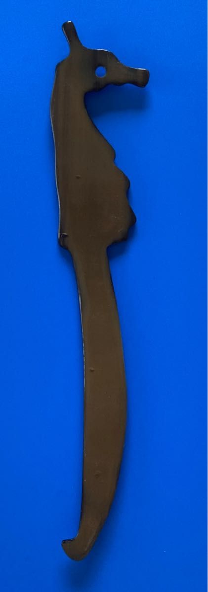 レア　鯨ひげ歯工芸品　タツノオトシゴ型ペーパーナイフ