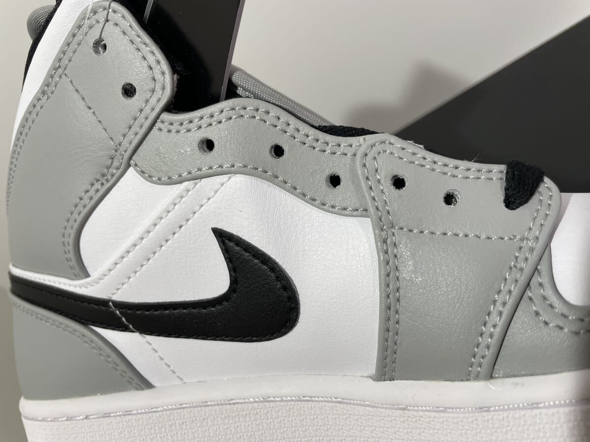 新品】25cm Nike Air Jordan1 Mid Light Smoke Grey/Black-White 新品】25cm Nike Air Jordan1 Mid Light Smoke Grey/Black-White