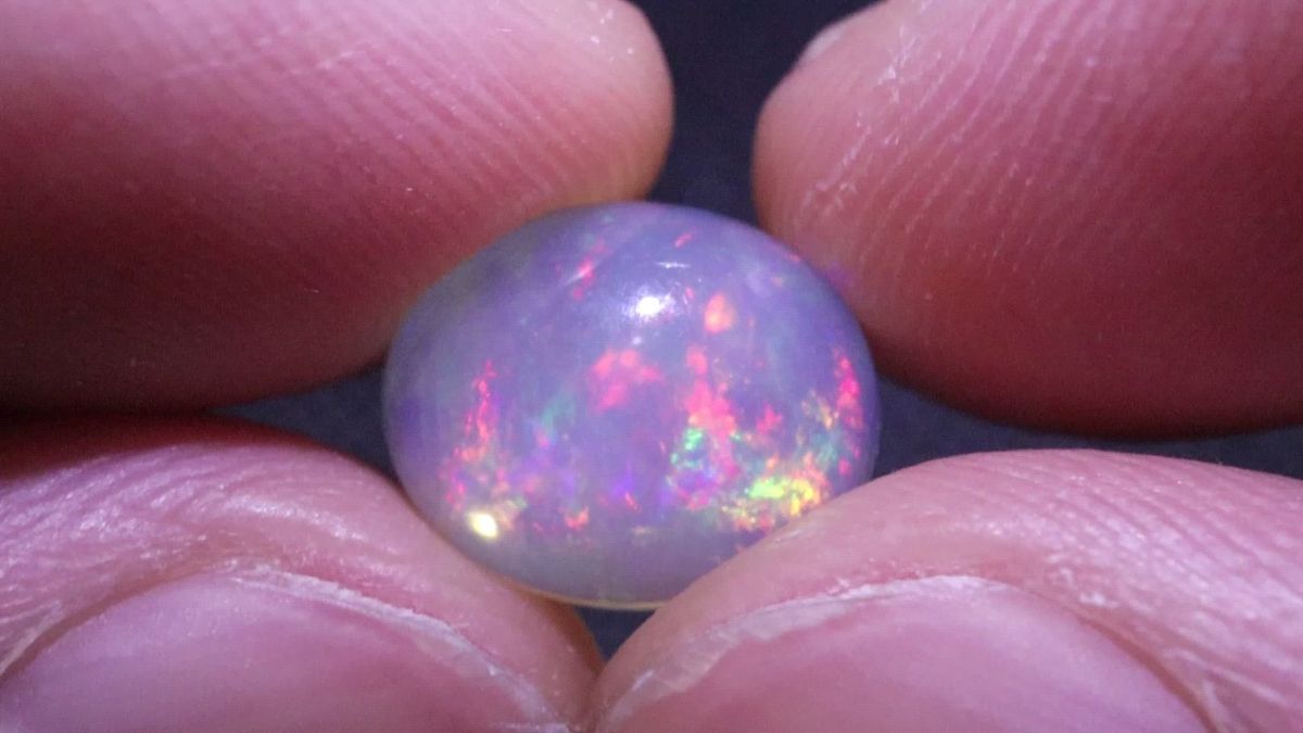 天然オパール エチオピア産 2.890ct OV カボション ルース