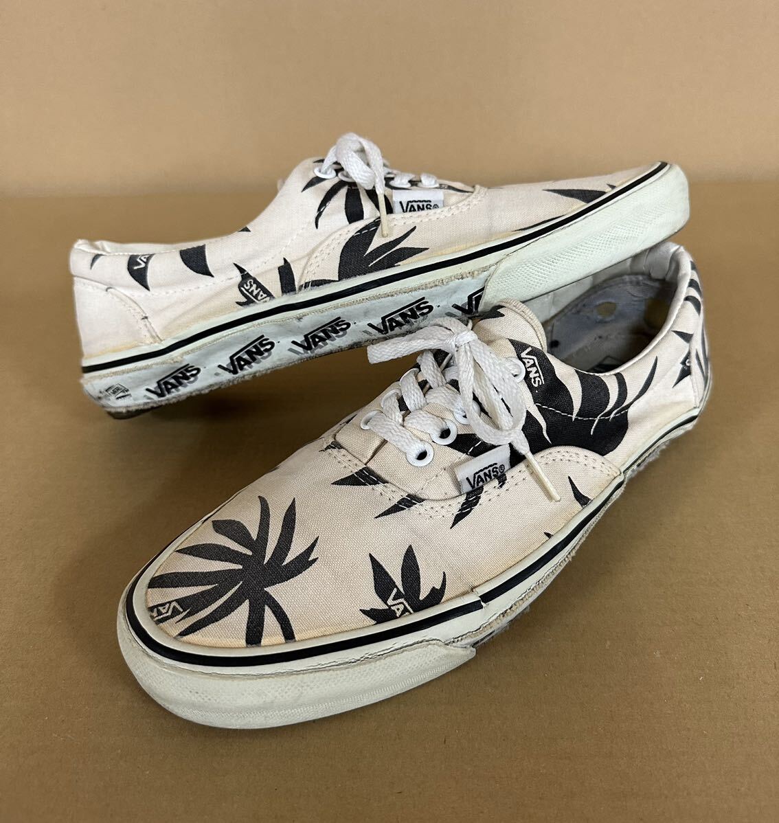 90s USA製 VANS ERA size US10 バンズ エラ ガンジャ サイドテープ powell santacruz zorlac アメリカ製 vintage ビンテージ スニーカー - GETNIPPON เก็ทนิปปอน 90s USA製 VANS ERA size US10 バンズ エラ ガンジャ サイドテープ powell santacruz zorlac アメリカ製 vintage ビンテージ スニーカー - GETNIPPON เก็ทนิปปอน