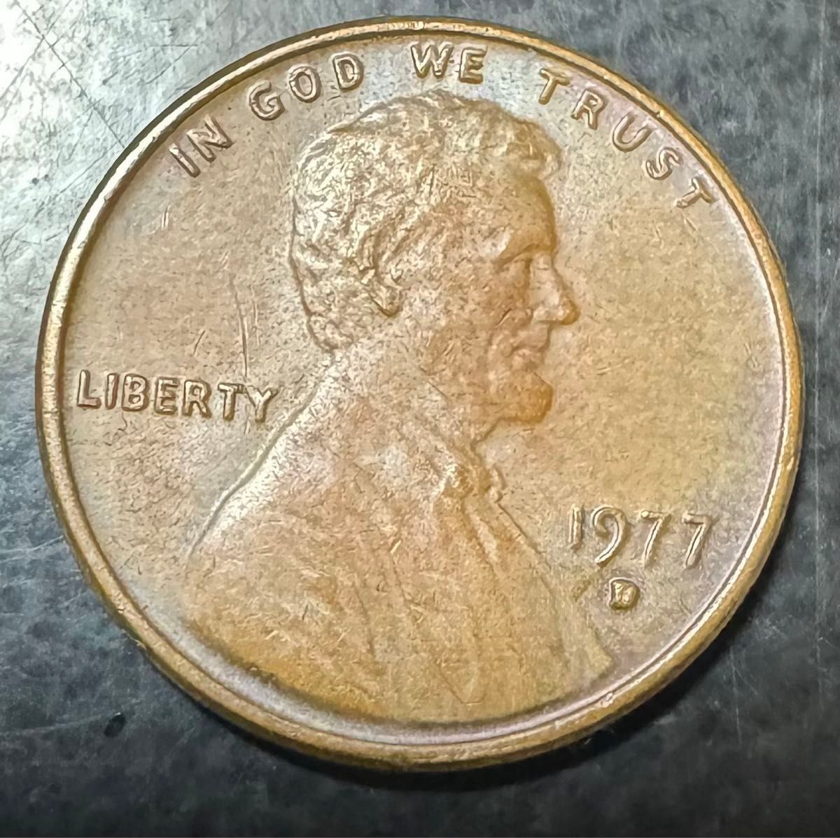 LIBERTY ONE CENT 1セント硬貨 1977年D刻印 銅 希少 レア コイン LIBERTY ONE CENT 1セント硬貨 1977年D刻印 銅 希少 レア コイン